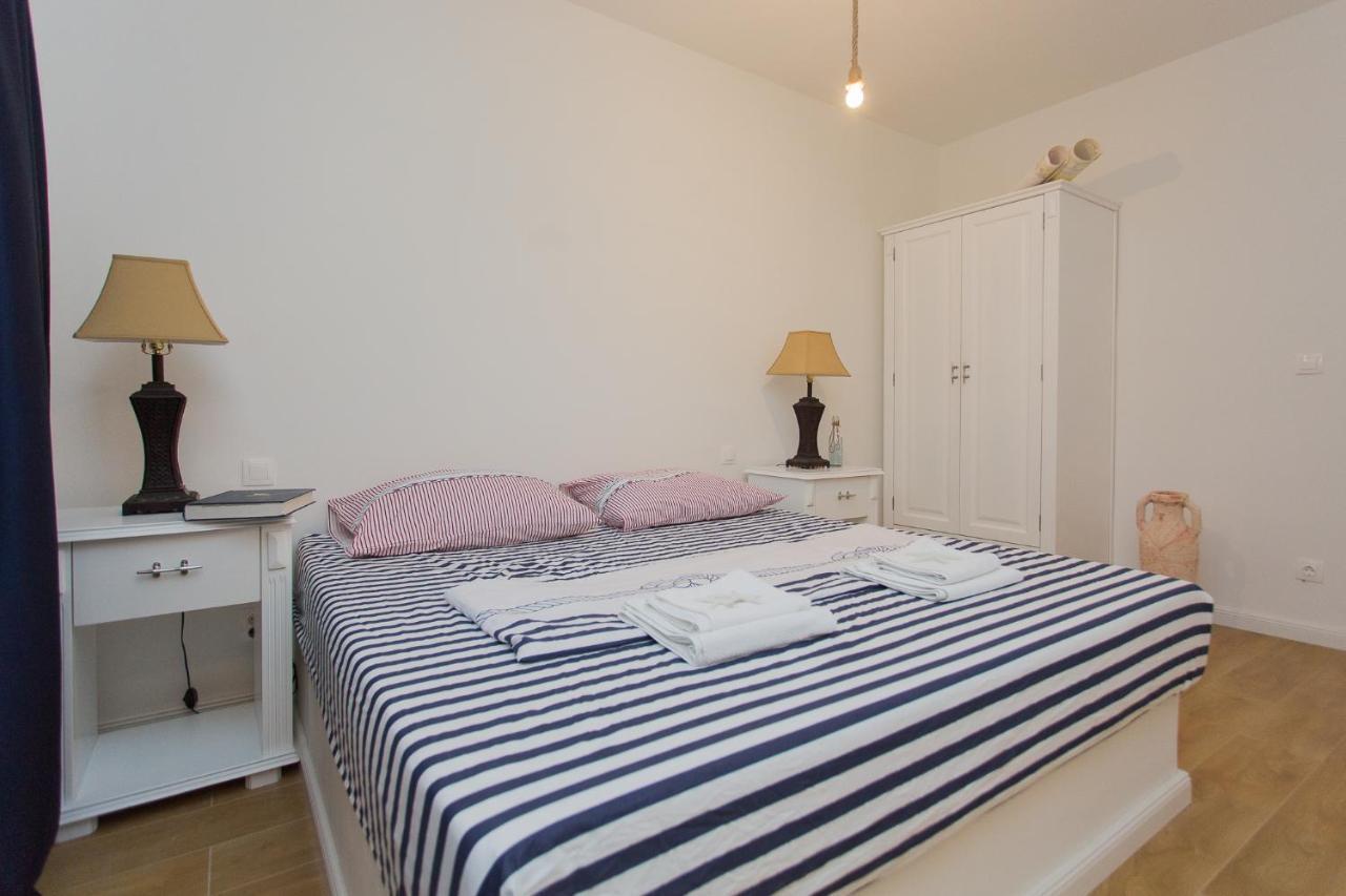 Captain'S Apartment ราชิตเช ภายนอก รูปภาพ