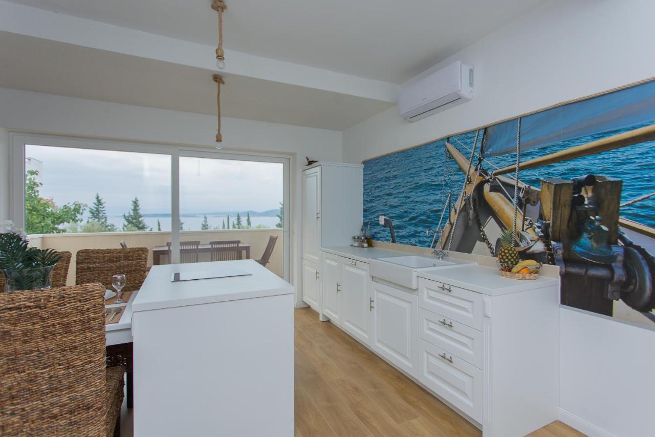 Captain'S Apartment ราชิตเช ภายนอก รูปภาพ
